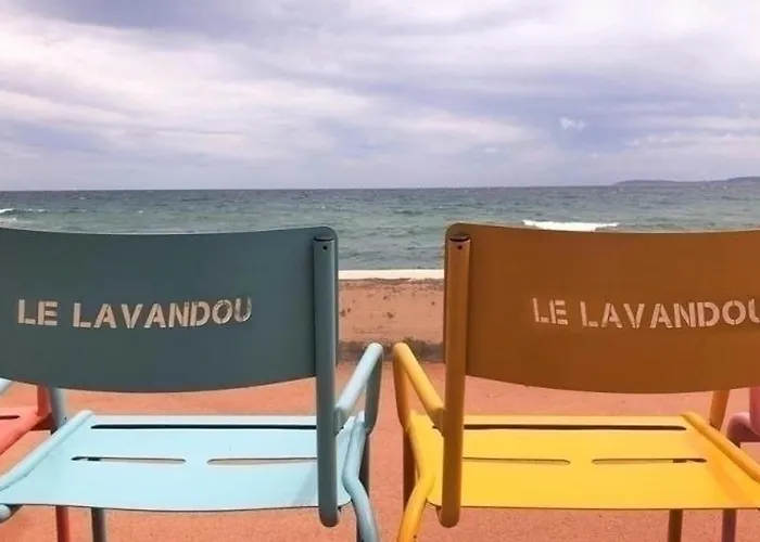 2p En Bord De Avec Parking, 4 Couchages - - Fr-1-251-909 * Le Lavandou