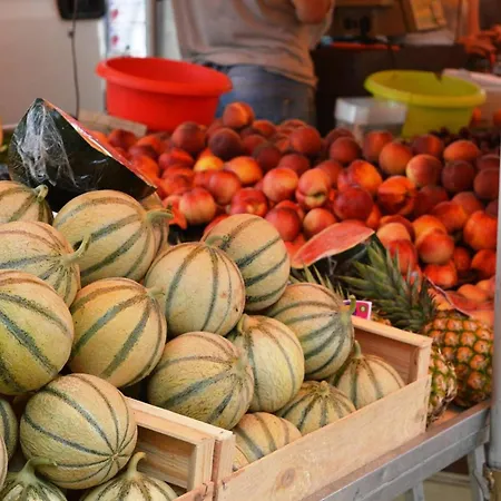 2p En Bord De Avec Parking, 4 Couchages - Le Lavandou - Fr-1-251-909 *